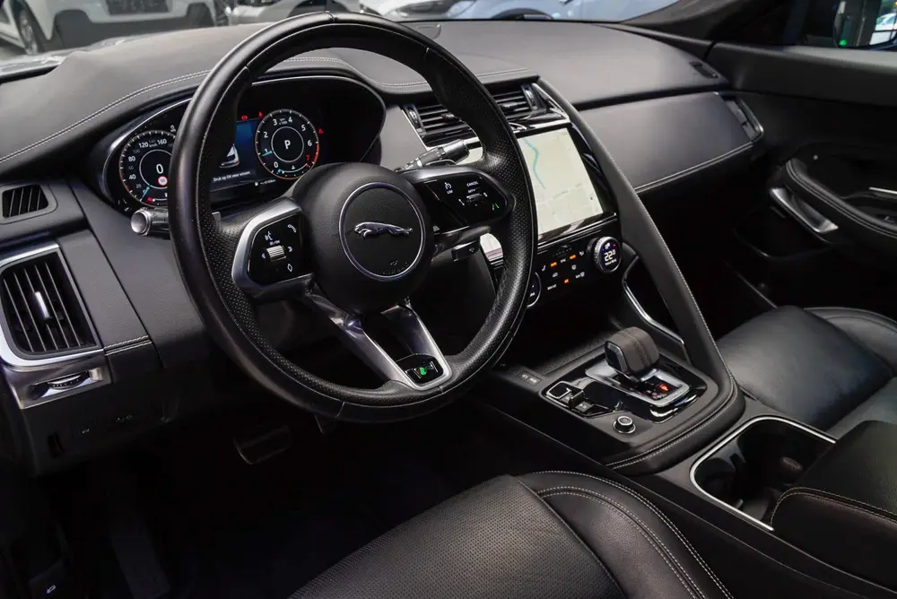 Jaguar E-Pace 1.5 P160 R-Dynamic SE Leer ACC 360 Meridian uit 2021, foto 9