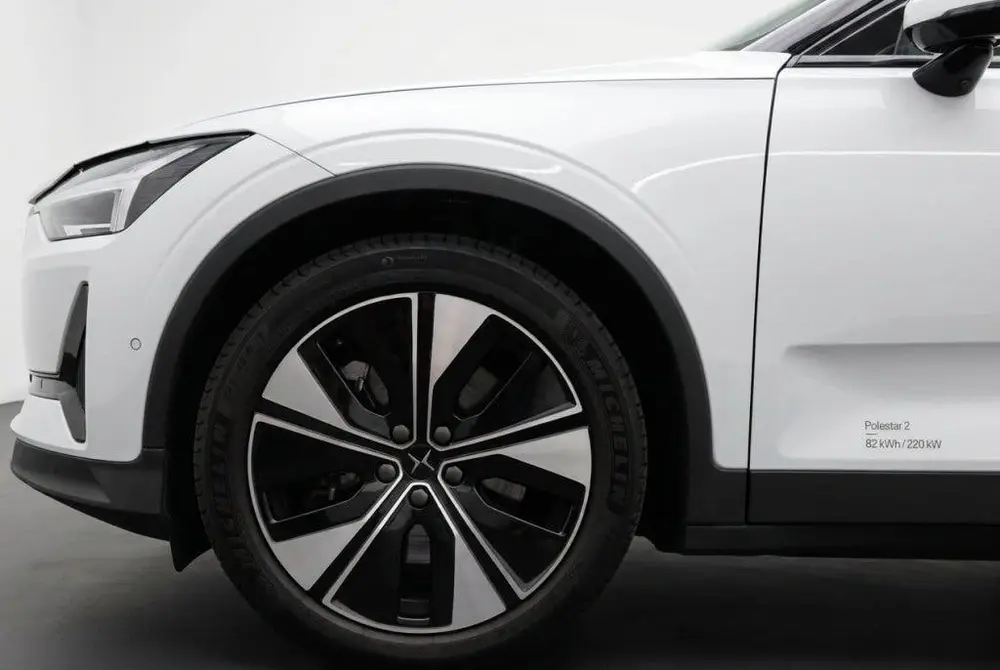 Polestar 2 Long Range Single Motor 82kWh 94 uit 2024, foto 11