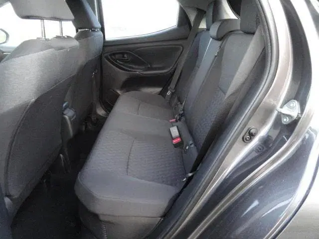 Mazda 2 Met ECC l NAVIG l CAR APPLE PLAY l CAMERA uit 2023, foto 12