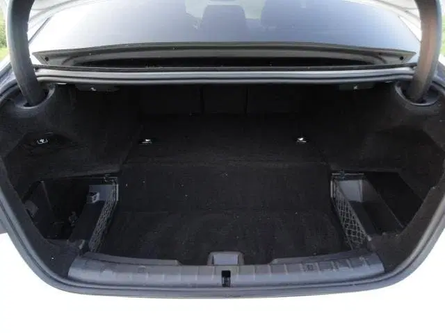 BMW 5-serie 530e Business M-PAKKET Full LED I NAVIG I uit 2022, foto 12