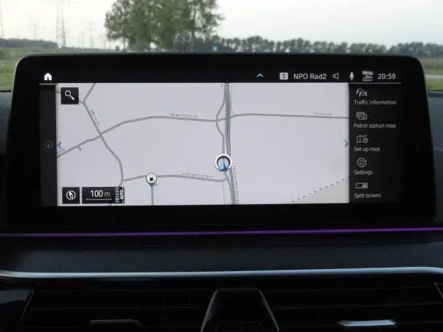 BMW 5-serie 530e Business M-PAKKET Full LED I NAVIG I uit 2022, foto 19
