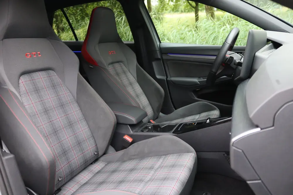 Volkswagen Golf 8.5 2.0 TSI 195kW GTI Pano/IQ.Light/Keyless/ uit 2024, foto 11