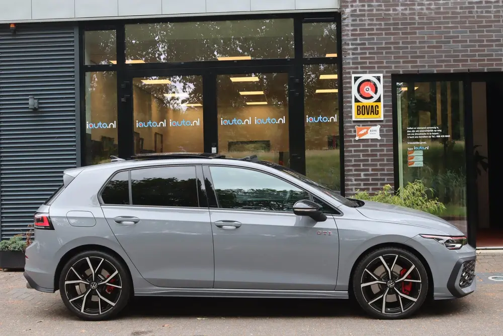 Volkswagen Golf 8.5 2.0 TSI 195kW GTI Pano/IQ.Light/Keyless/ uit 2024, foto 4