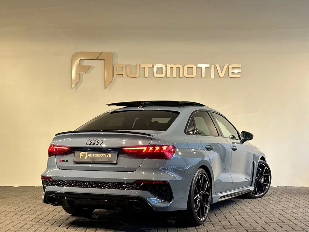 Audi RS3 2.5 TFSI quattro Pano uit 2022, foto 3
