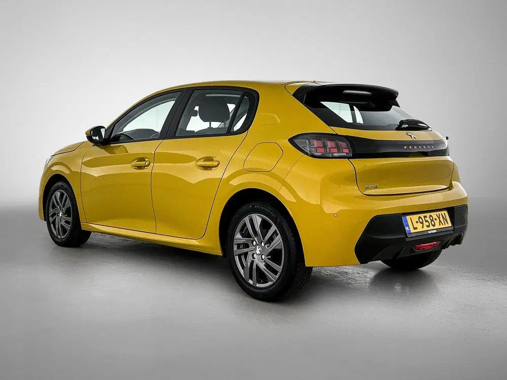 Peugeot 208 100pk Active Pack uit 2021, foto 6