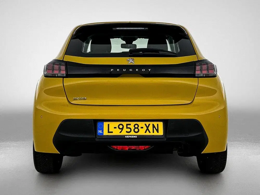 Peugeot 208 100pk Active Pack uit 2021, foto 7