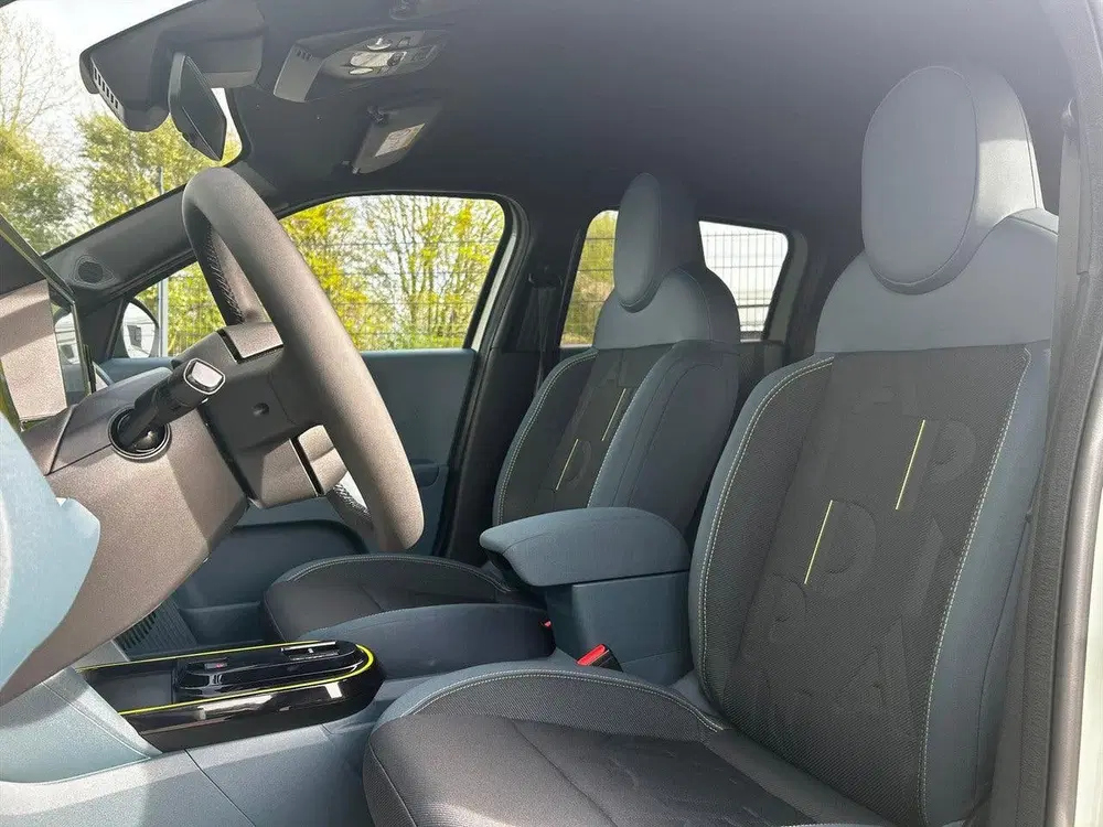 Fiat Grande Panda Hybrid 100 pk Automaat Icon uit 2025, foto 13