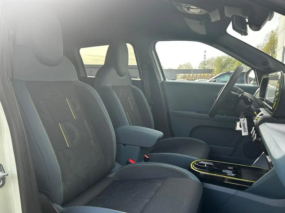 Fiat Grande Panda Hybrid 100 pk Automaat Icon uit 2025, foto 14