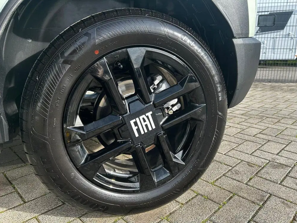 Fiat Grande Panda Hybrid 100 pk Automaat Icon uit 2025, foto 7