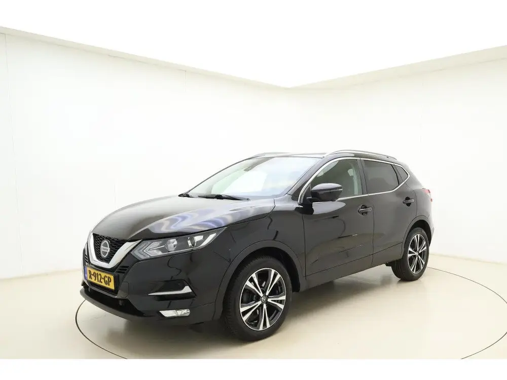 Nissan Qashqai 1.3 DIG-T N-Connecta | Trekhaak | Panoramadak uit 2019