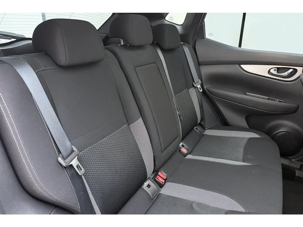 Nissan Qashqai 1.3 DIG-T N-Connecta | Trekhaak | Panoramadak uit 2019, foto 16