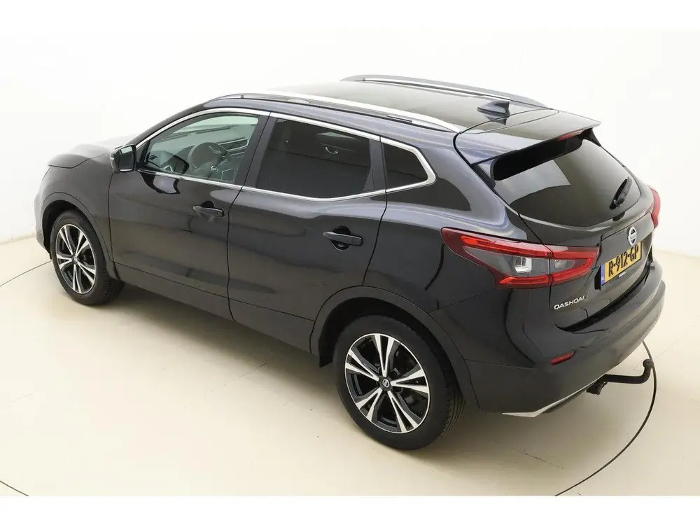 Nissan Qashqai 1.3 DIG-T N-Connecta | Trekhaak | Panoramadak uit 2019, foto 3