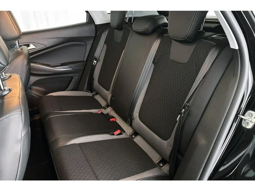 Opel Grandland X 1.2 Turbo Business Elegance Automaat AGR T uit 2021, foto 8