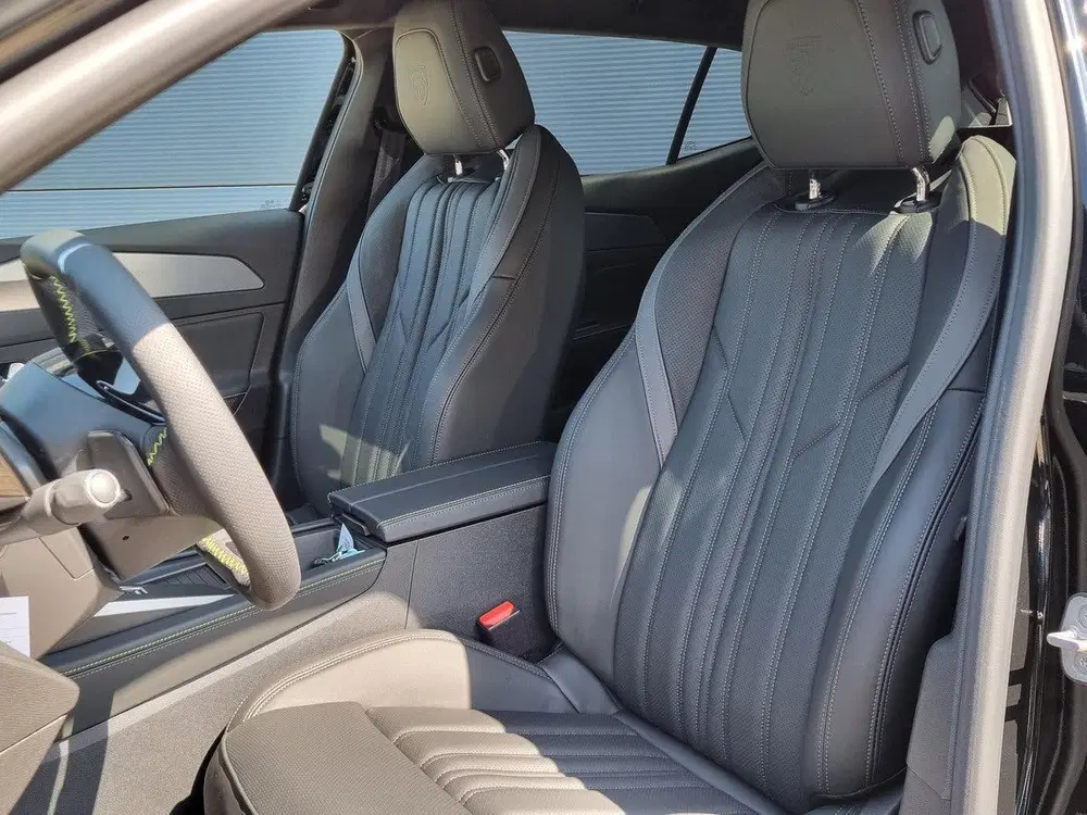 Peugeot 408 1.6 GT Exclusive Plug-In Hybrid 240 uit 2026, foto 14