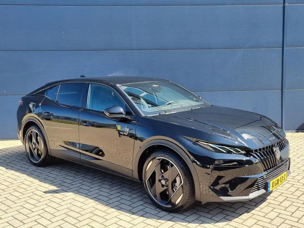 Peugeot 408 1.6 GT Exclusive Plug-In Hybrid 240 uit 2026, foto 3
