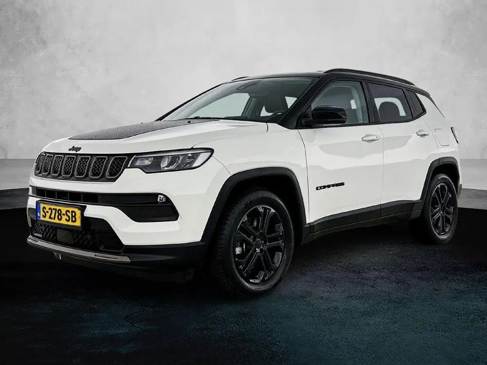 Jeep Compass 4xe Plug-in Hybrid Electric Upland 240pk A uit 2023