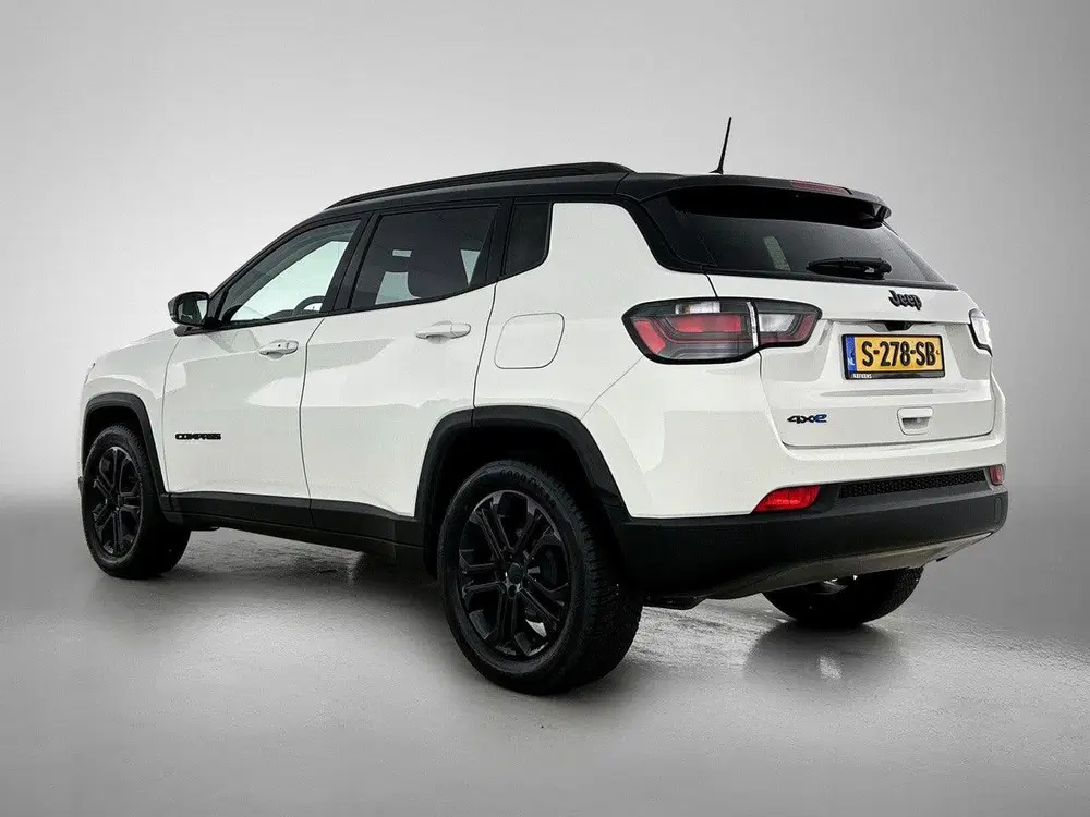 Jeep Compass 4xe Plug-in Hybrid Electric Upland 240pk A uit 2023, foto 3