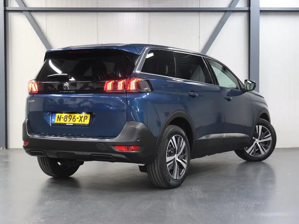 Peugeot 5008 130PK Allure uit 2022, foto 3