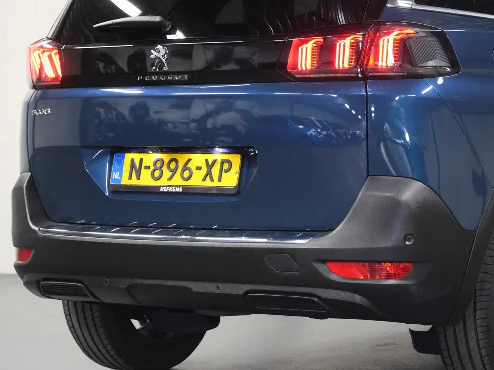 Peugeot 5008 130PK Allure uit 2022, foto 6