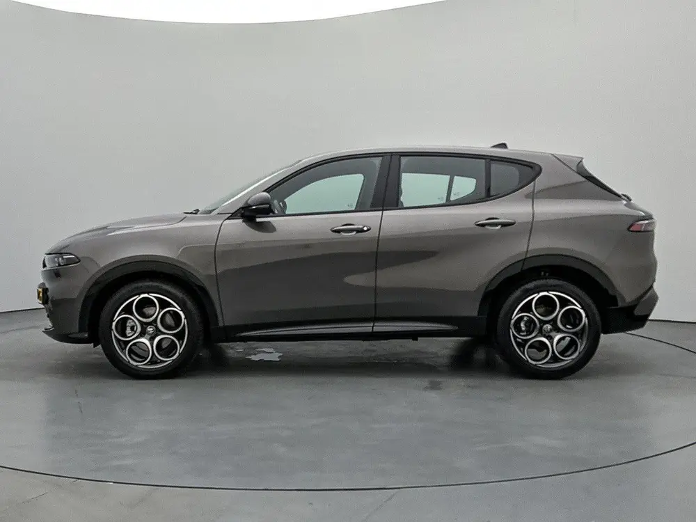 Alfa Romeo Tonale 130pk Hybrid Sprint | Adaptive Cruise Cont uit 2024, foto 2