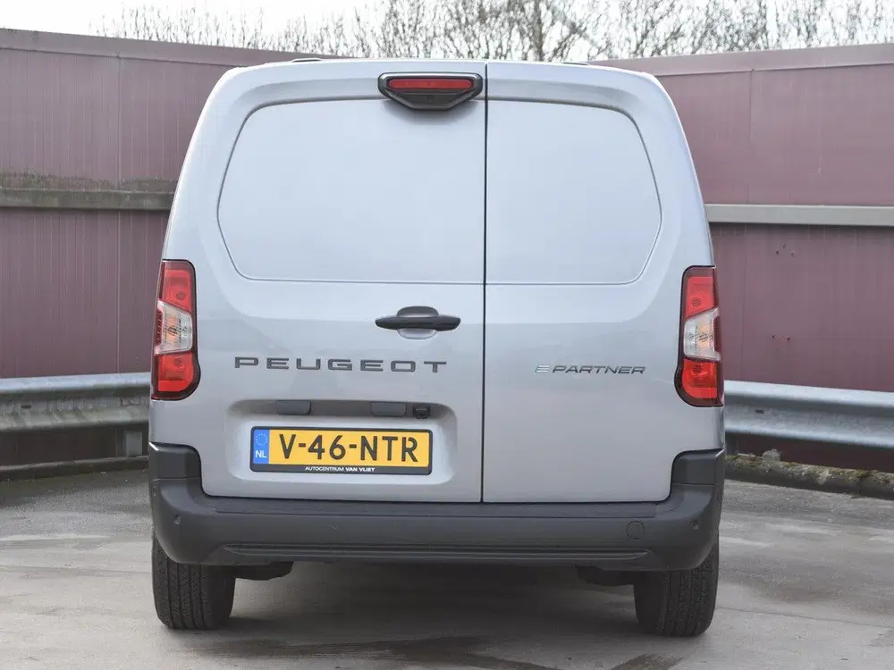 Peugeot E-Partner 136 L2 50 kWh uit 2026, foto 8