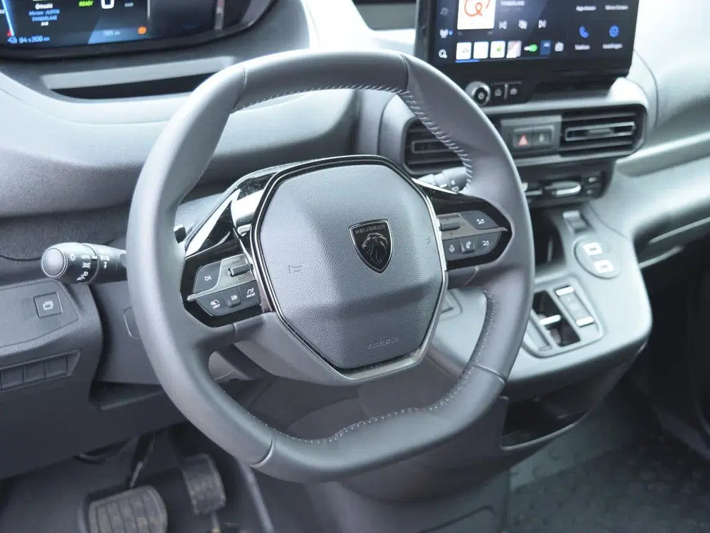 Peugeot E-Partner 136 L2 50 kWh uit 2026, foto 9