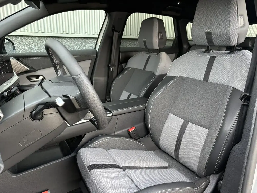 Opel Grandland 1.2 Turbo Hybrid GS uit 2025, foto 10