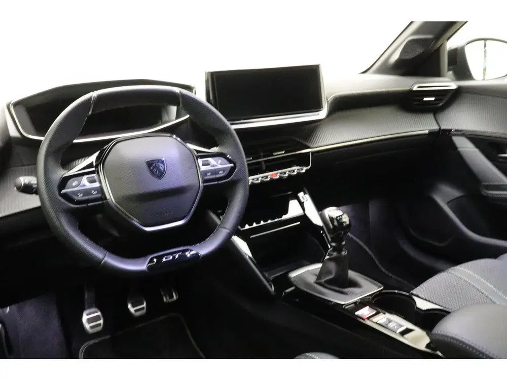 Peugeot 208 1.2 PureTech 100 GT uit 2024, foto 17
