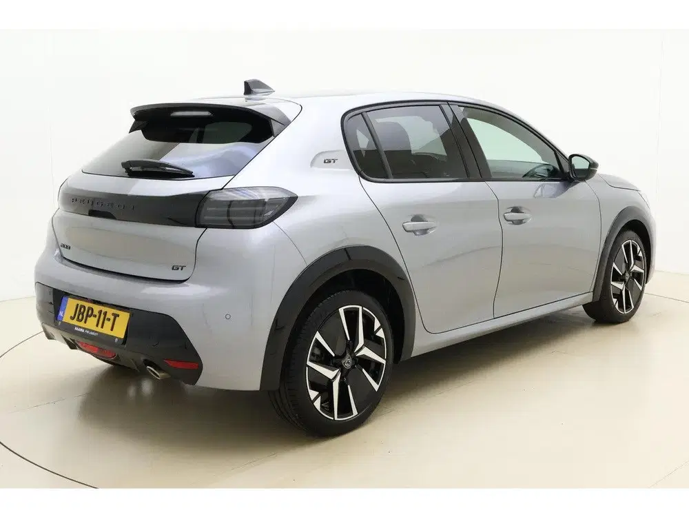 Peugeot 208 1.2 PureTech 100 GT uit 2024, foto 2