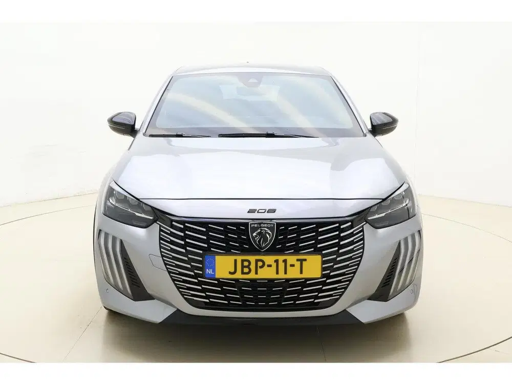 Peugeot 208 1.2 PureTech 100 GT uit 2024, foto 6