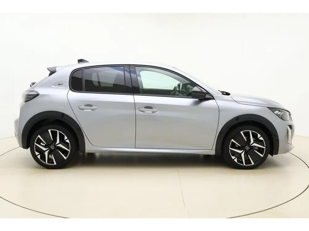 Peugeot 208 1.2 PureTech 100 GT uit 2024, foto 9