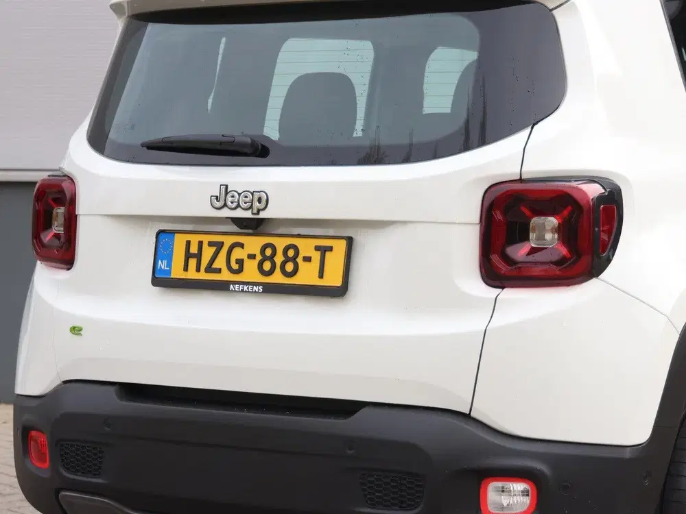 Jeep Renegade 1.5 130pk e-Hybrid Summit uit 2025, foto 6