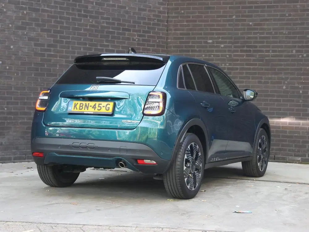 Fiat 600 La Prima 110pk Hybrid uit 2025, foto 3