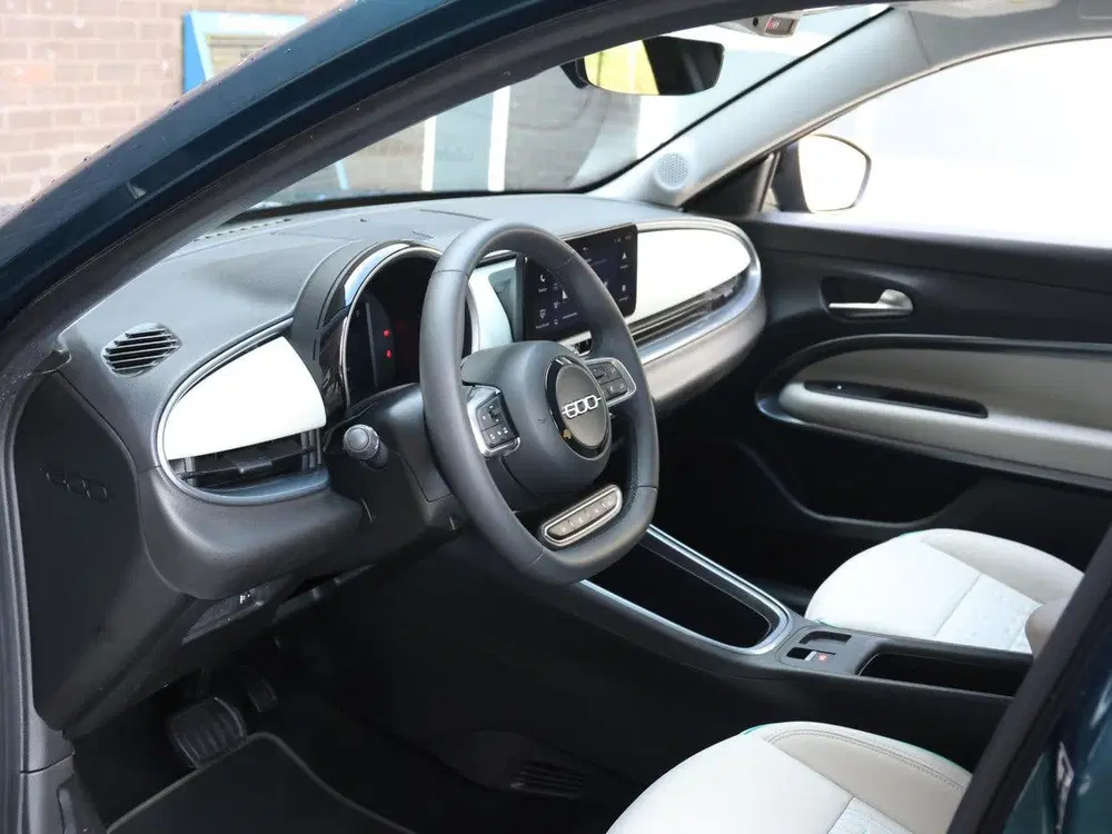 Fiat 600 La Prima 110pk Hybrid uit 2025, foto 7