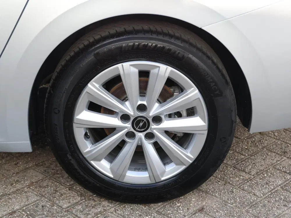Opel Astra Sports Tourer Business Edition 110 pk uit 2025, foto 20