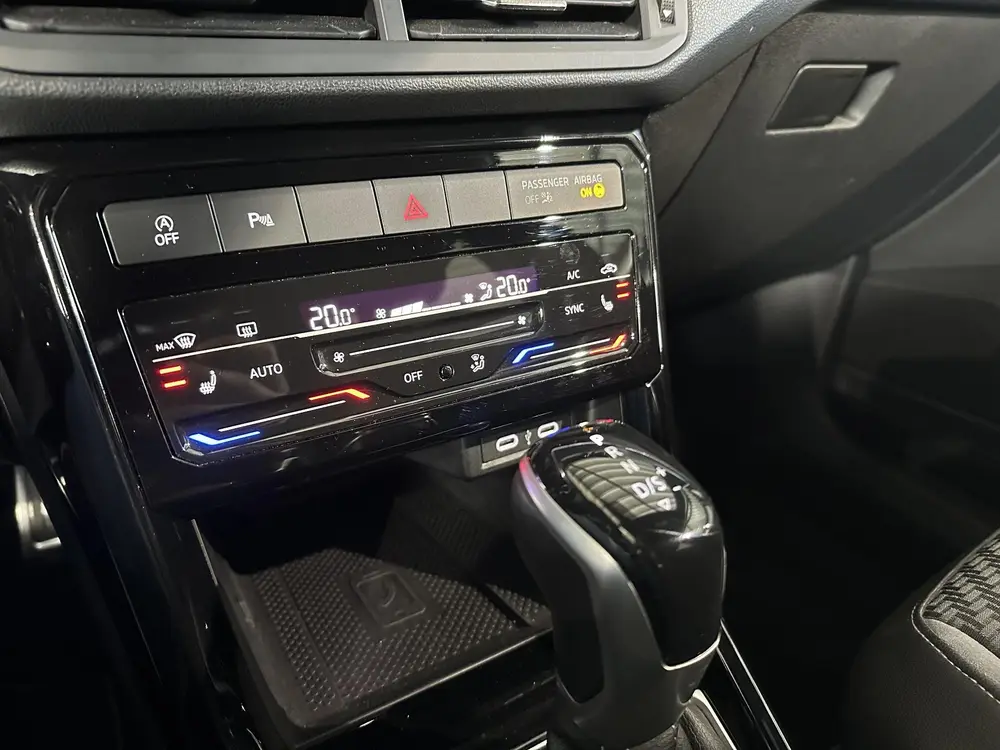 Volkswagen T-Cross 1.5 TSI R-Line 2 x R-line | Camera | Stoe uit 2023, foto 20