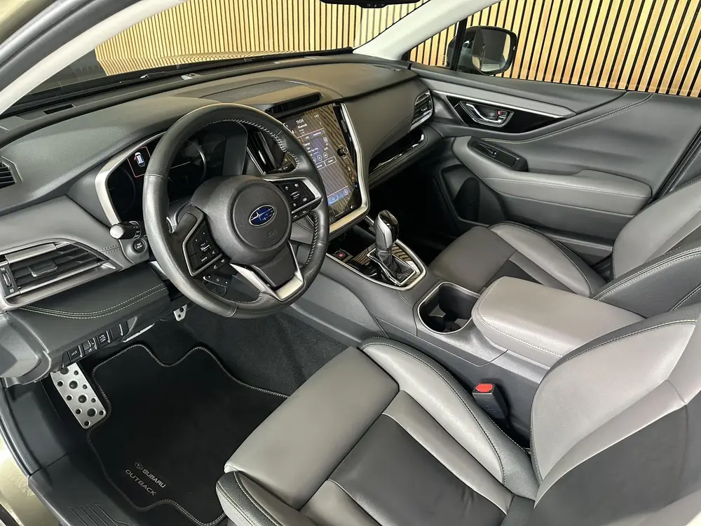 Subaru Outback 2.5i CVT AWD | NL auto | Lederen bekleding | uit 2022, foto 3