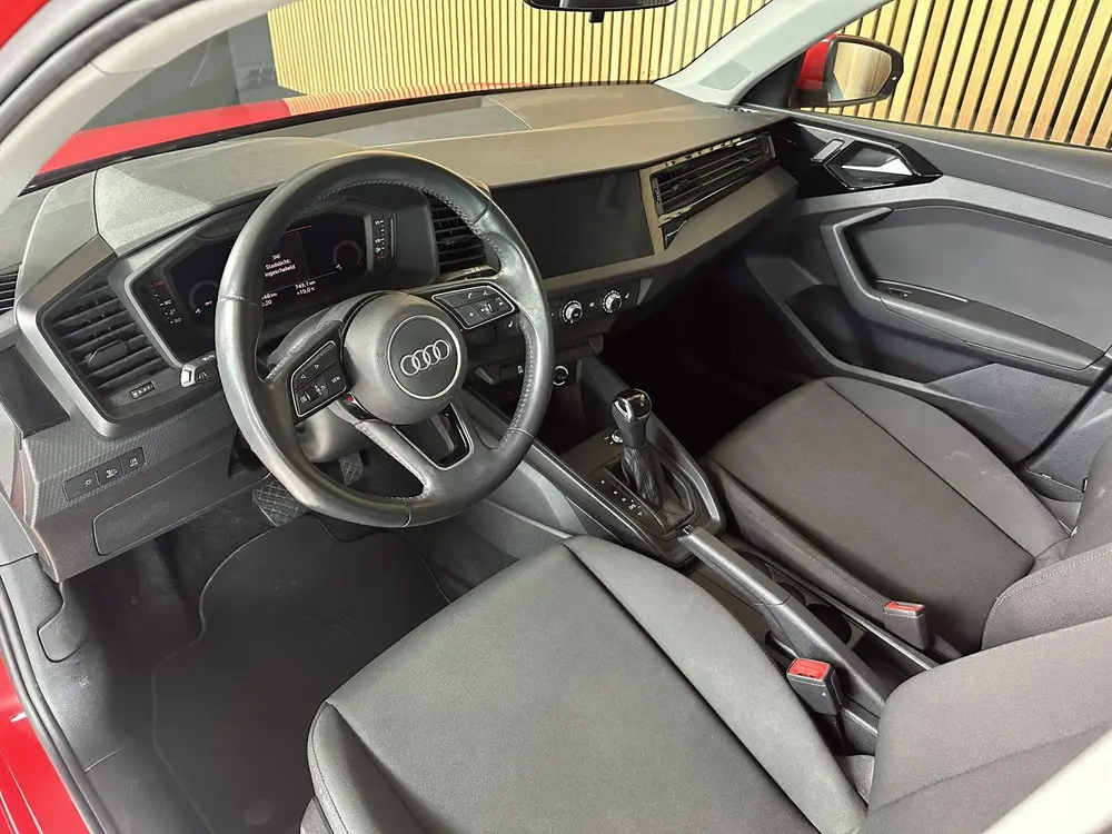 Audi A1 30 TFSI LED verlichting | Navi | Stoelverwarming uit 2019, foto 3