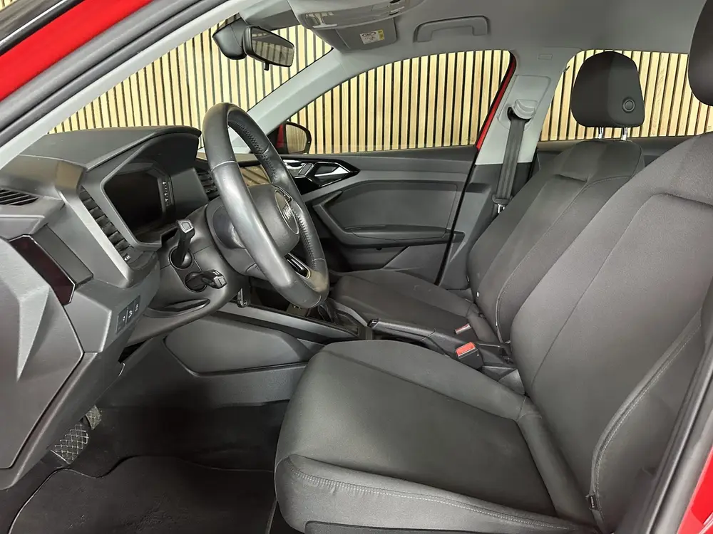 Audi A1 30 TFSI LED verlichting | Navi | Stoelverwarming uit 2019, foto 6