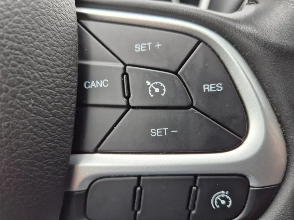 Jeep Compass 1.3T Night Eagle Liberty Edition - Stoel en Stu uit 2020, foto 12