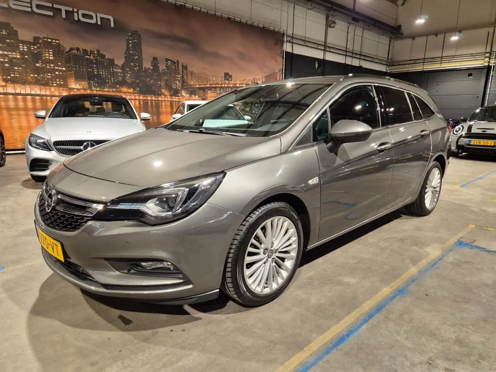 Opel Astra Sports Tourer 1.0 Turbo Innovation - Navigatie uit 2019, foto 6