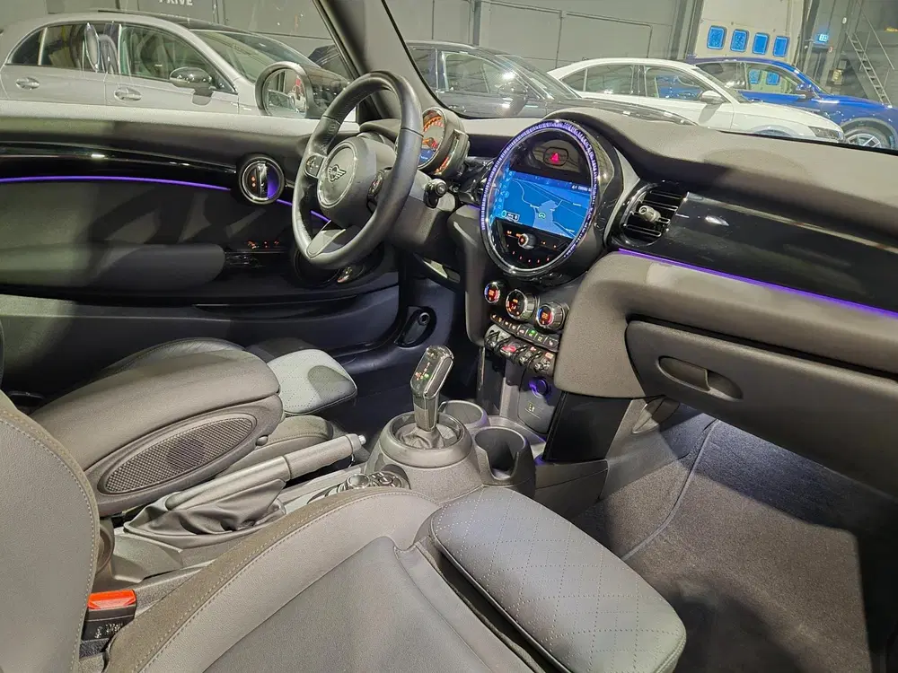 Mini Cooper S Cooper S uit 2021, foto 8