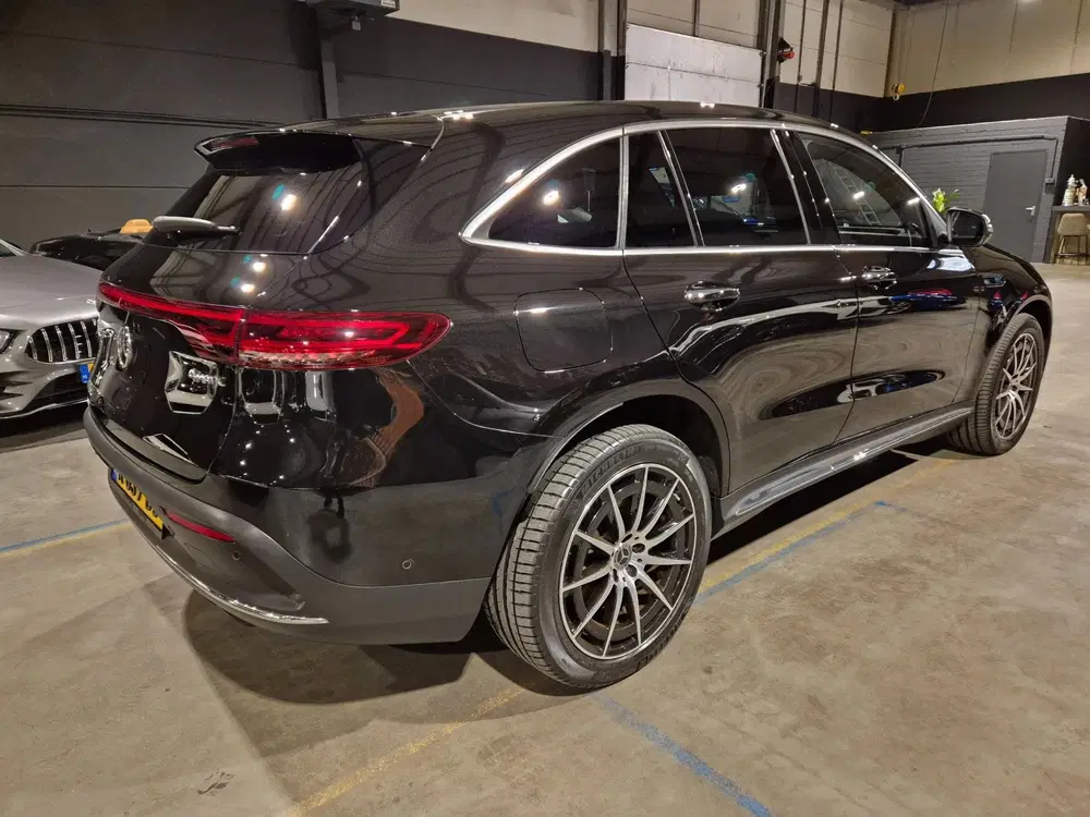 Mercedes-Benz EQC 400 4MATIC Business Solution AMG 80 kWh uit 2020, foto 3