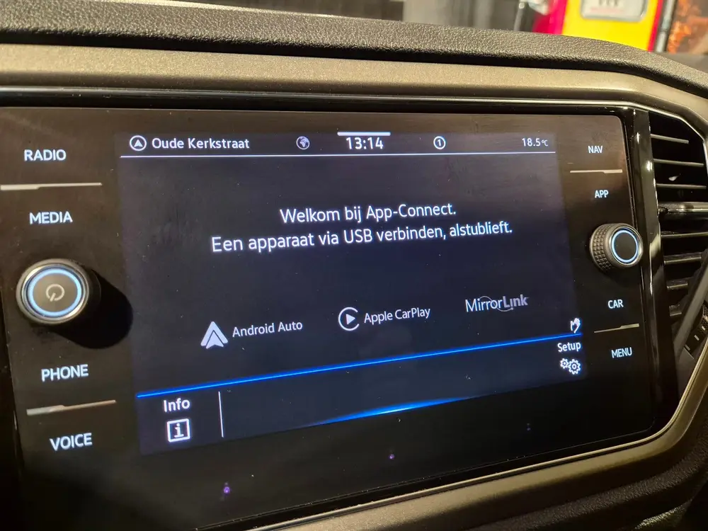Volkswagen T-roc 1.0 TSI Style - Clima - Adapt Cruise - Stoe uit 2021, foto 9