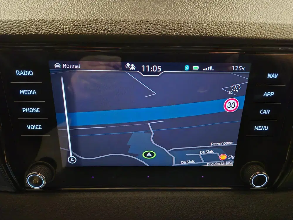 Skoda Karoq 1.5 TSI ACT Sportline Business uit 2025, foto 11