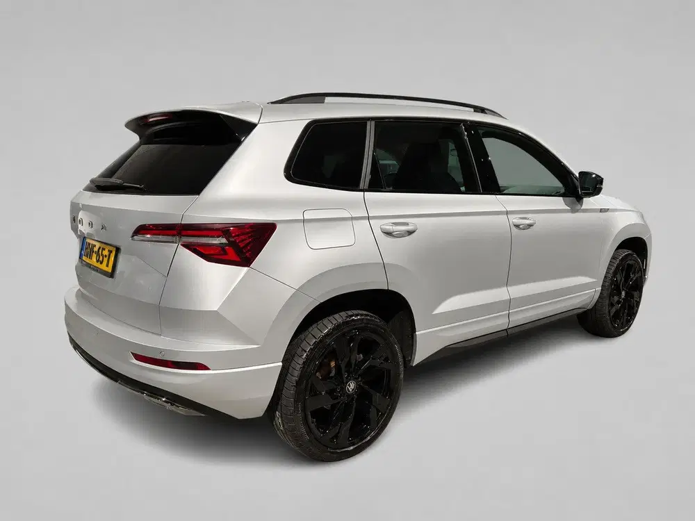 Skoda Karoq 1.5 TSI ACT Sportline Business uit 2025, foto 3