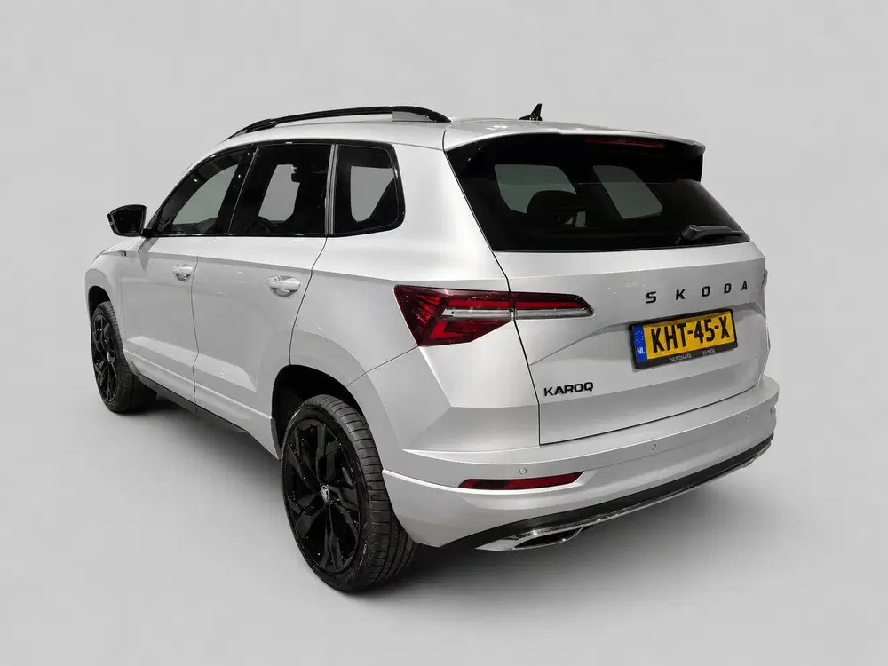 Skoda Karoq 1.5 TSI ACT Sportline Business uit 2025, foto 4