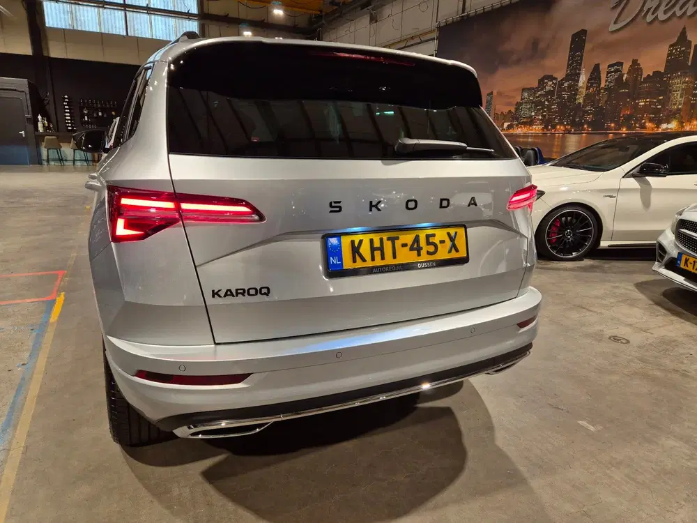 Skoda Karoq 1.5 TSI ACT Sportline Business uit 2025, foto 8