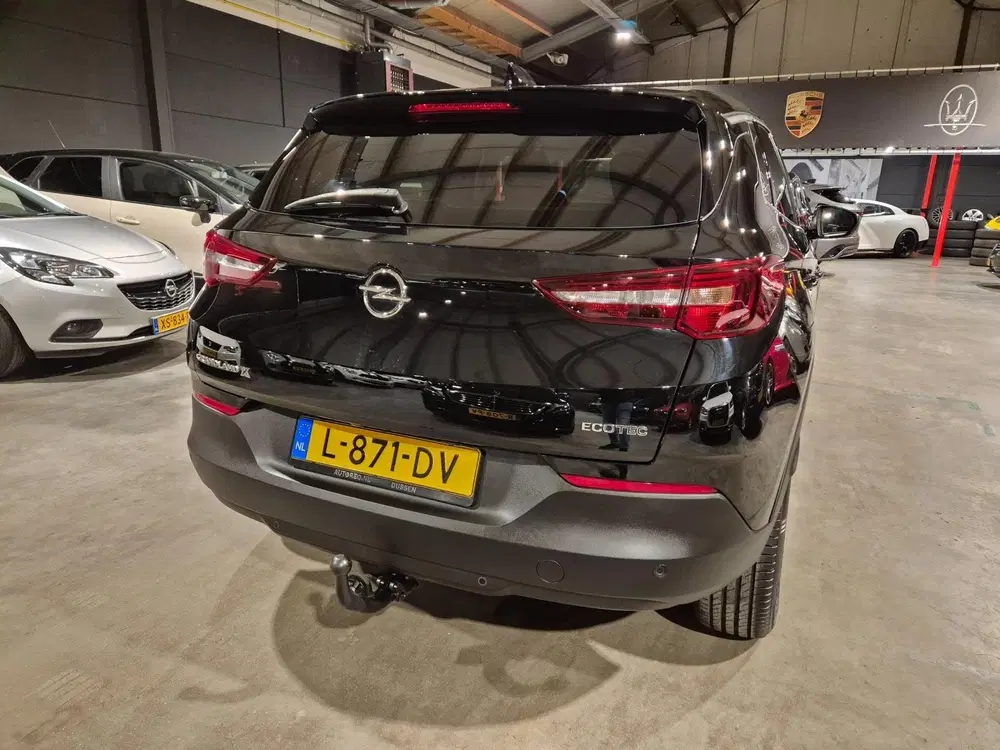 Opel Grandland X 1.2 Turbo Business Edition uit 2021, foto 4