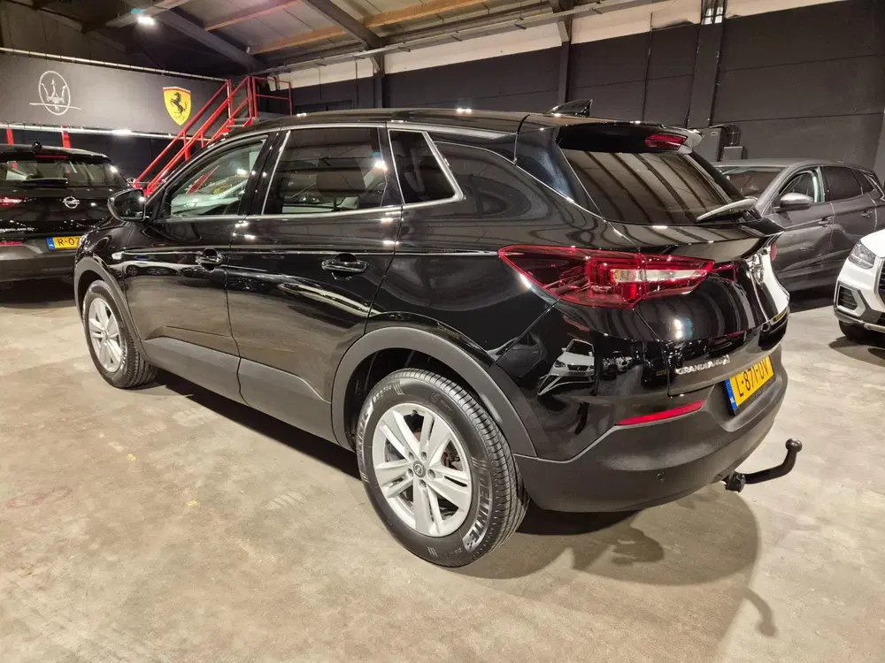 Opel Grandland X 1.2 Turbo Business Edition uit 2021, foto 5